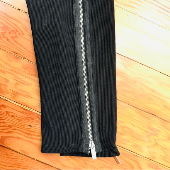 BCBG Leggings with Zipper Detail - Picture 2 of 9